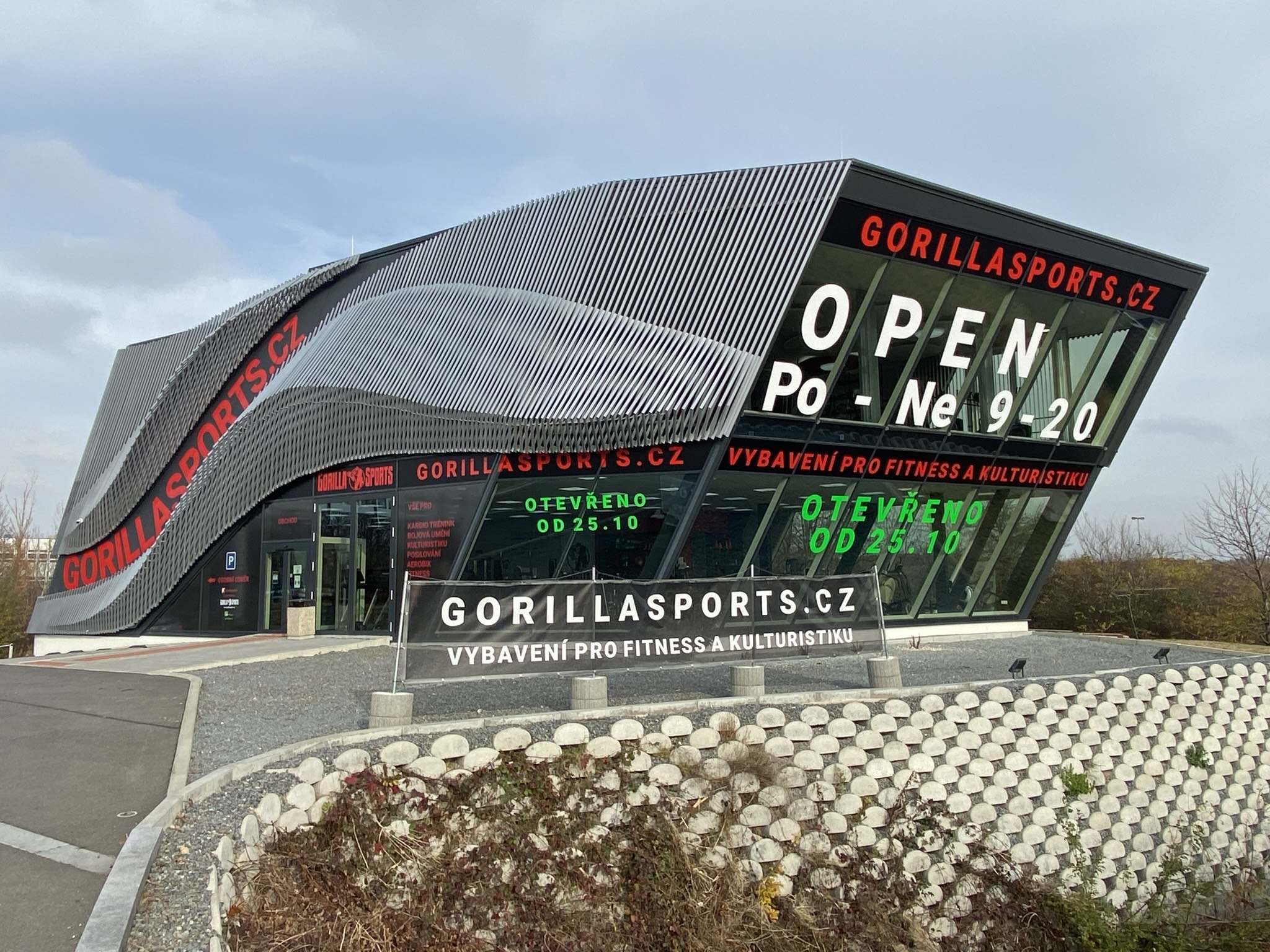 Showroom GorillaSports Praha